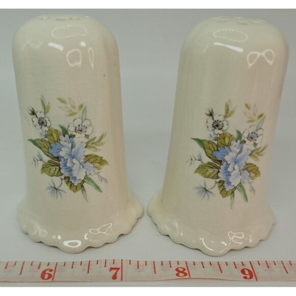 Vintage Salt and Pepper Shakers Ceramic White with Floral Motif 2 1/2" x 2" - Picture 7 of 12